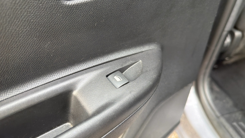 Vauxhall Mokka 1.2 Turbo 100 SE 5dr Petrol Hatchback